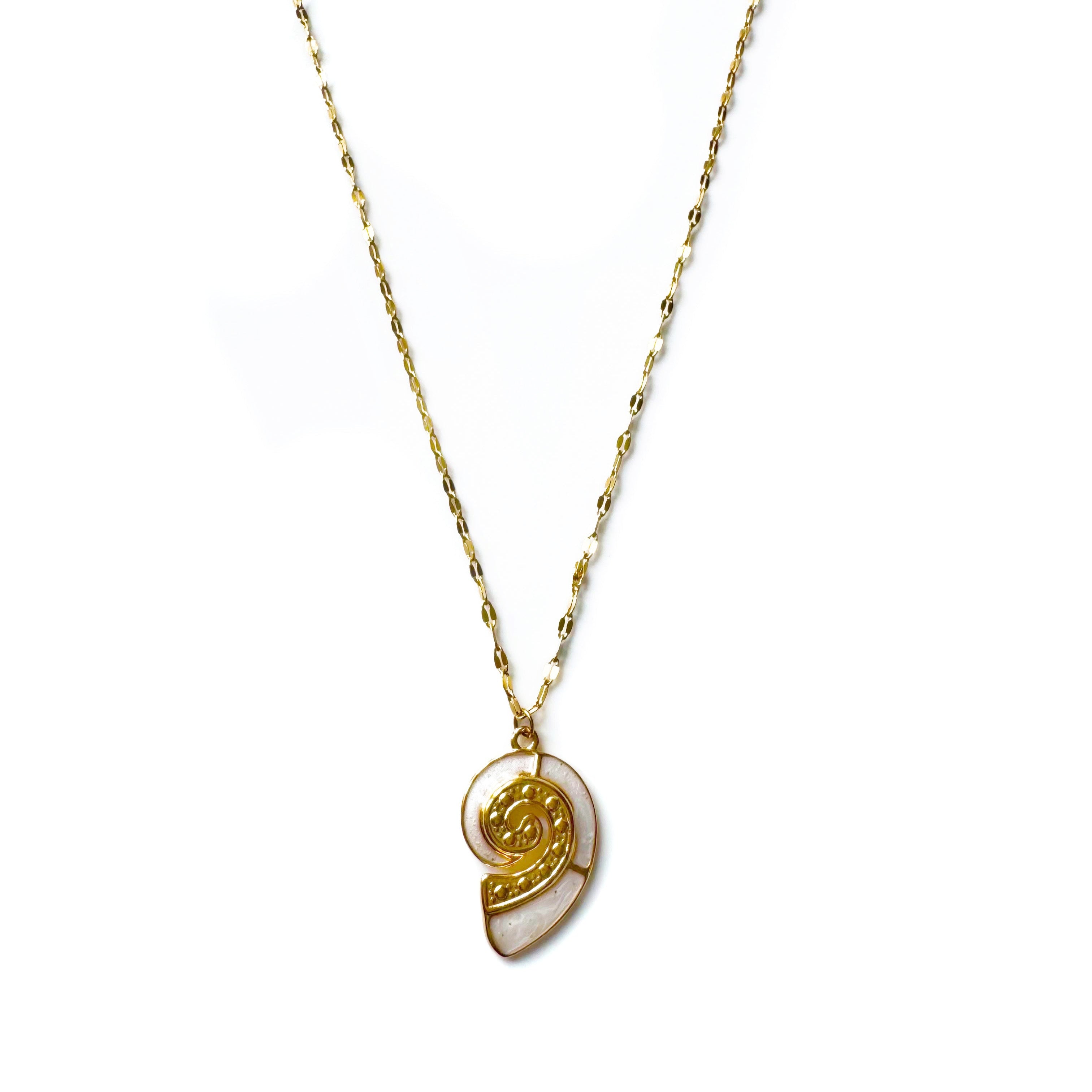 Pacifica Shell Pendant Necklace