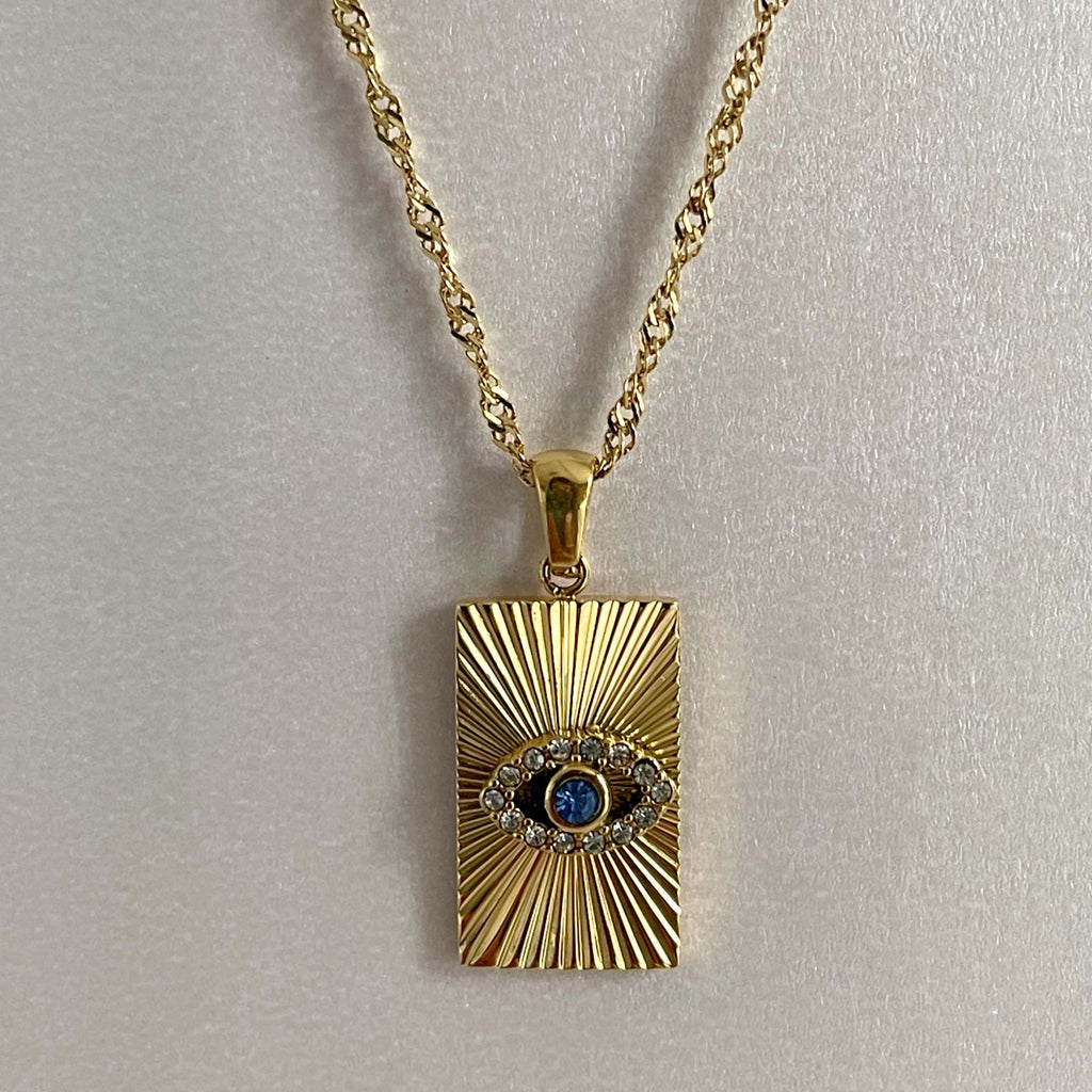 Domenique Luxe 18k Gold Pendant Necklace