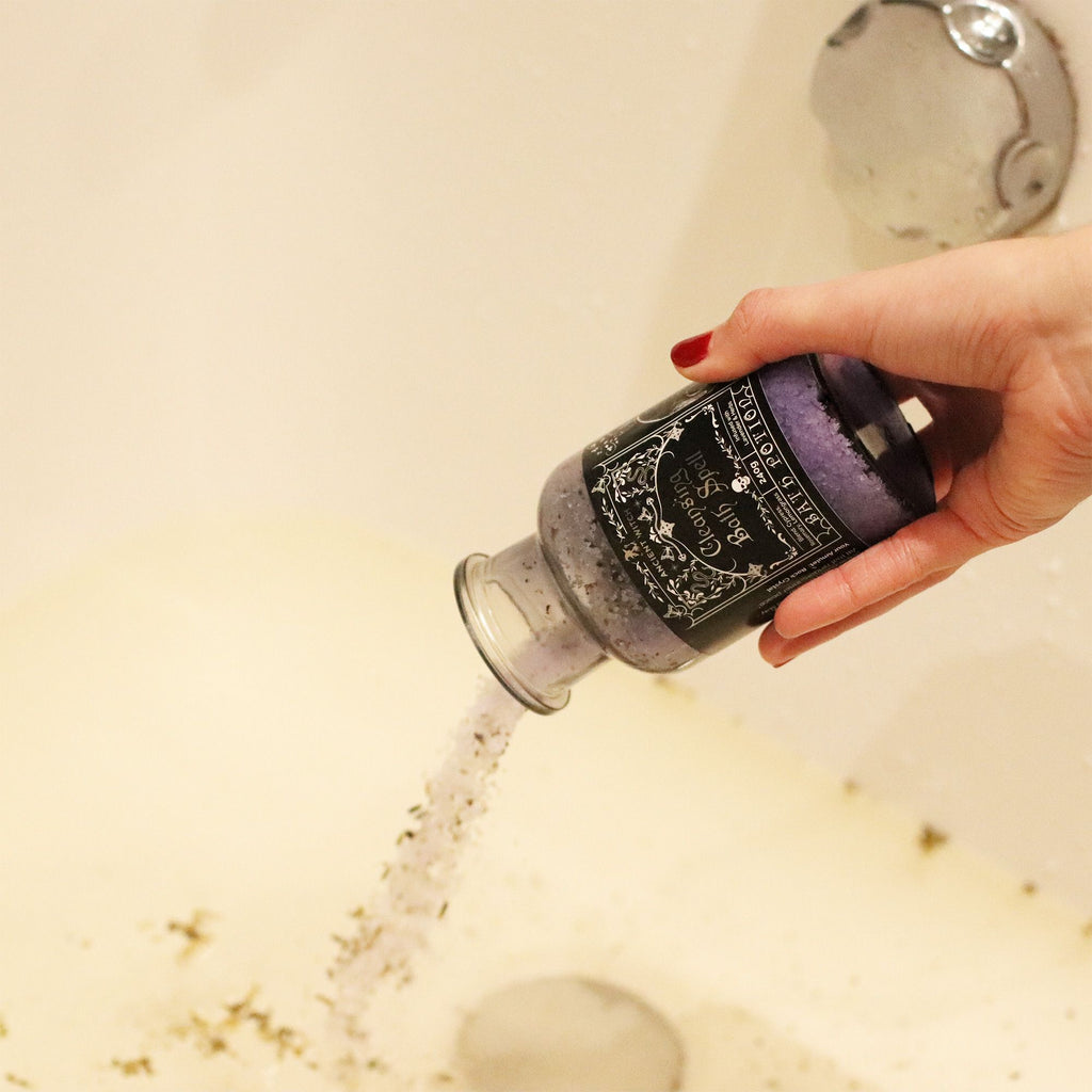 Ancient Witch Bath Spell Potion & Rock Crystal Amulet - Cleansing